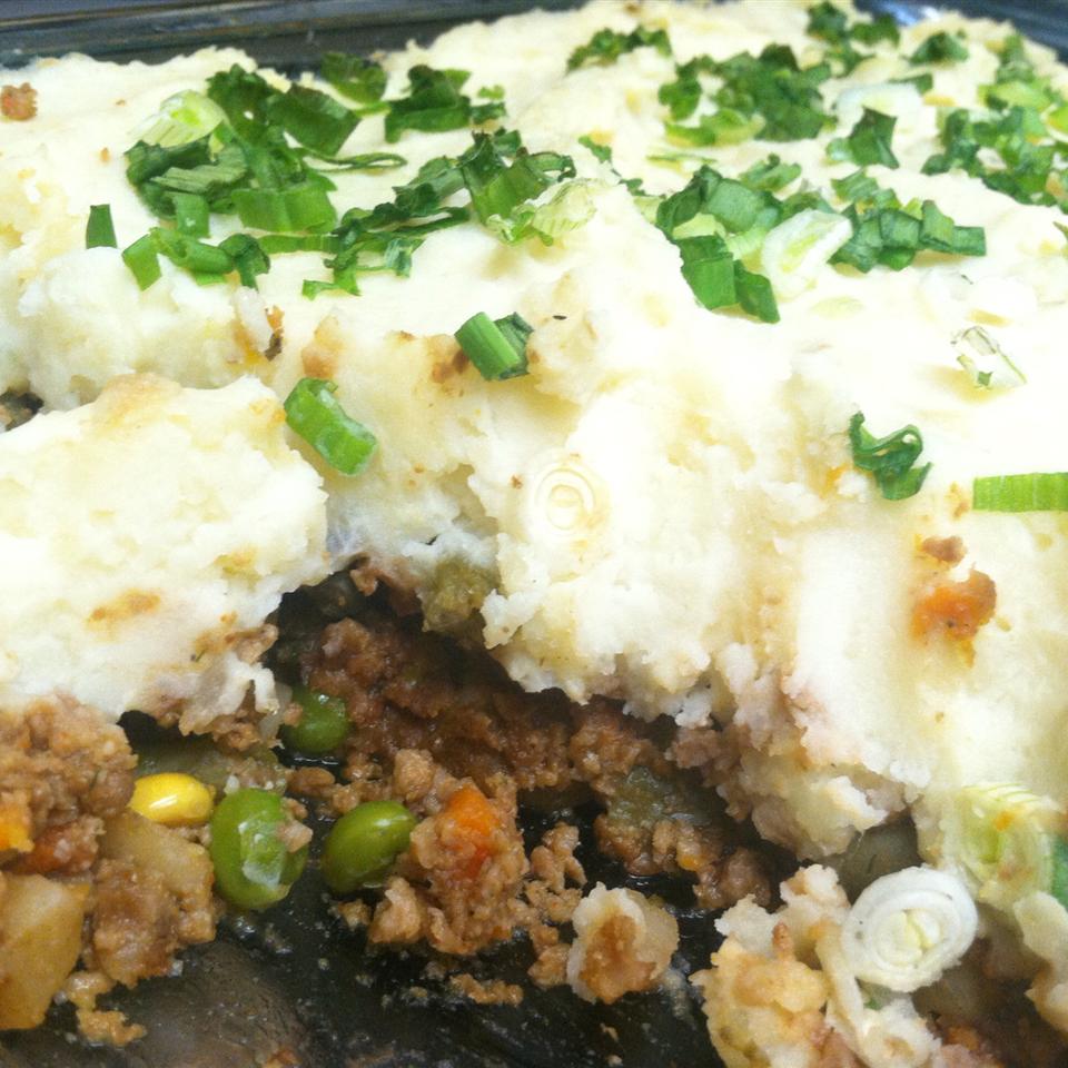 Traditional Style Vegan Shepherd's Pie